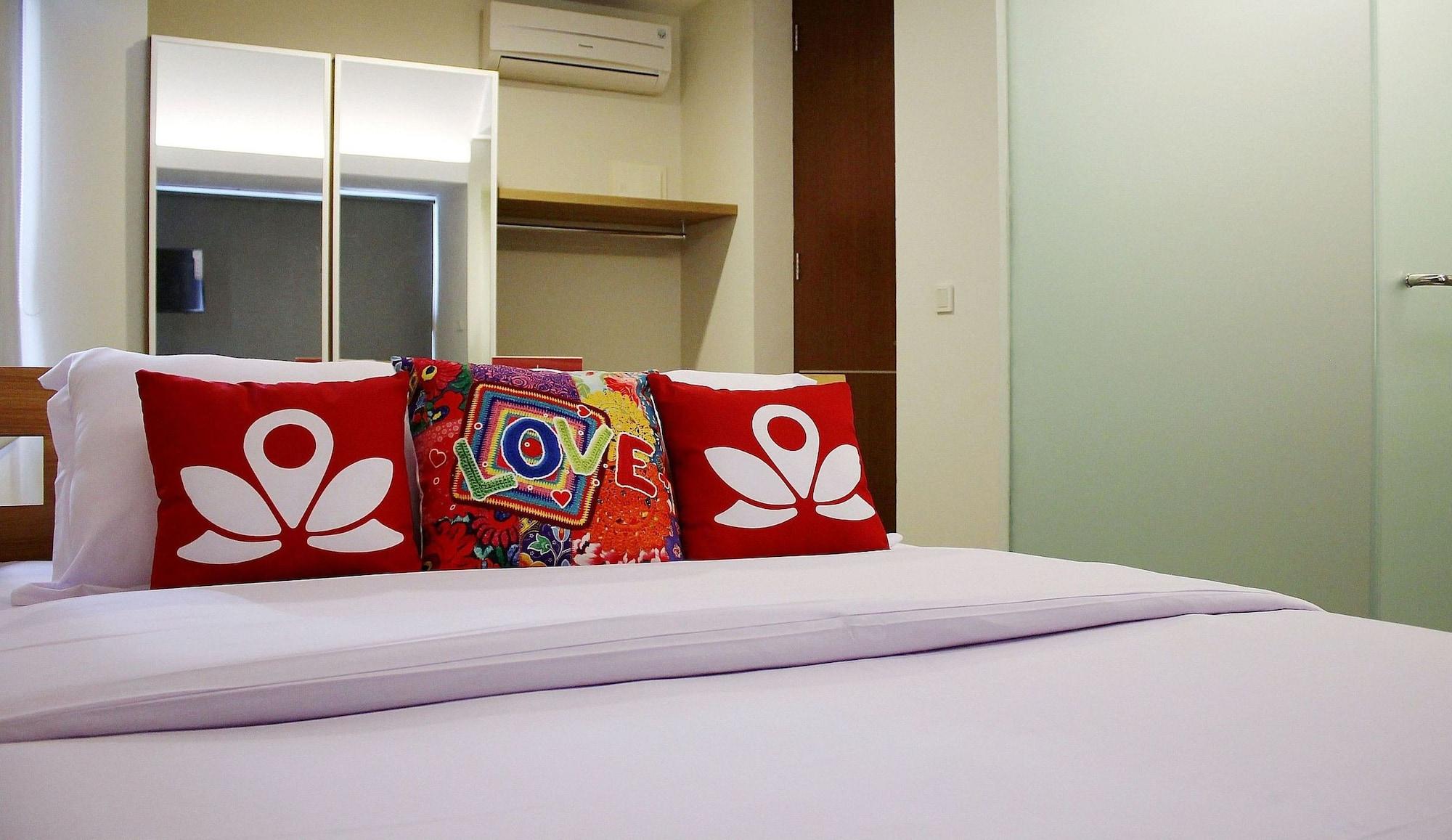 Zen Rooms Patra Kuningan Syariah Джакарта Экстерьер фото