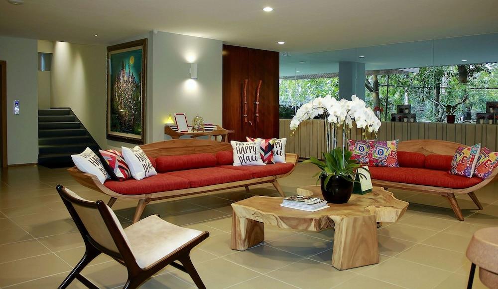Zen Rooms Patra Kuningan Syariah Джакарта Экстерьер фото