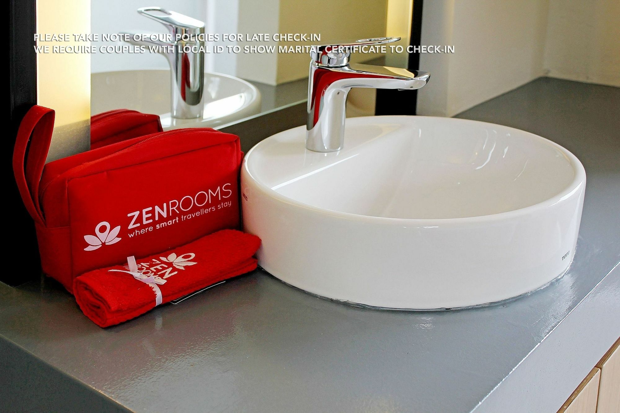 Zen Rooms Patra Kuningan Syariah Джакарта Экстерьер фото